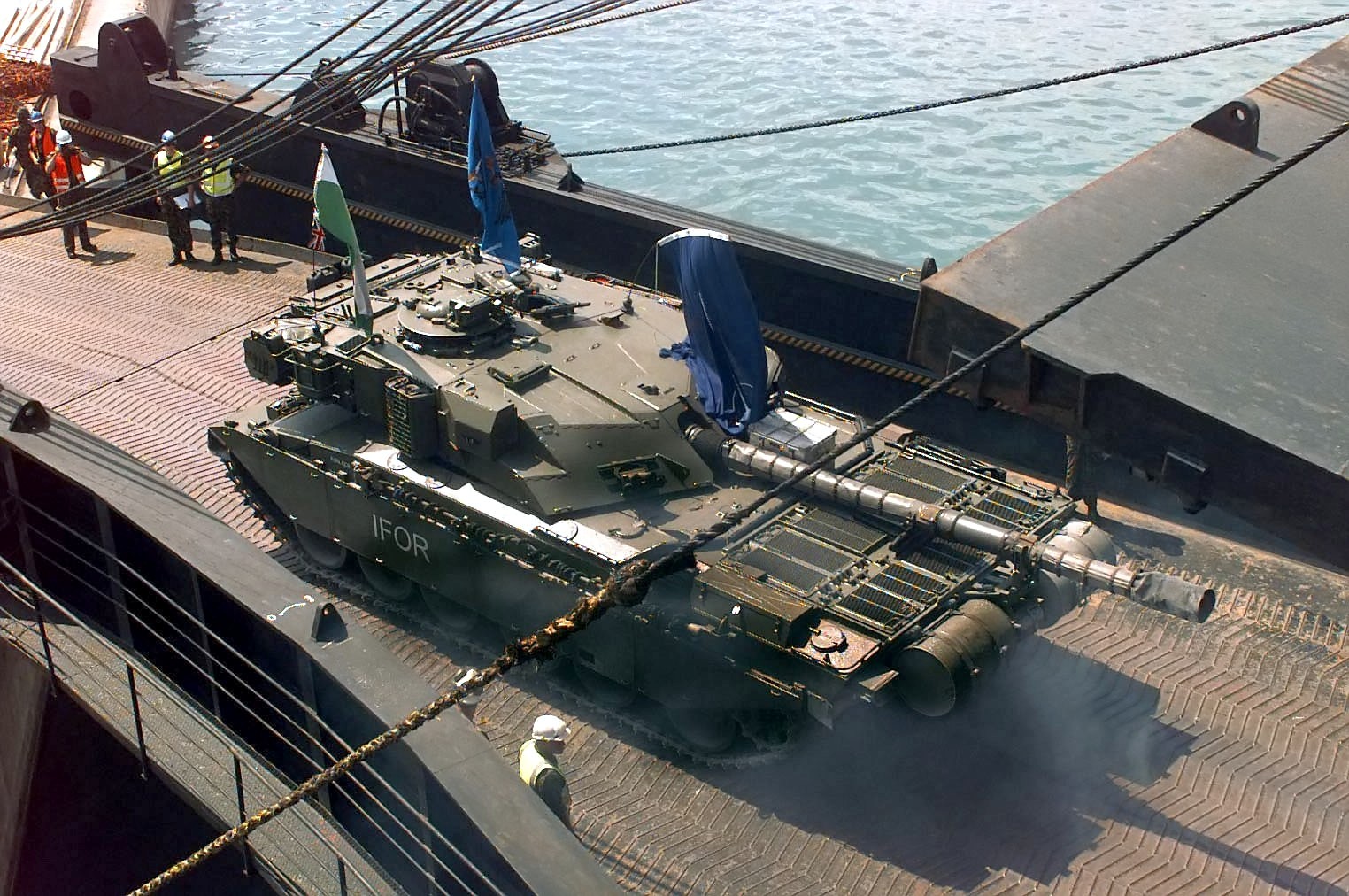 Challenger 1 2