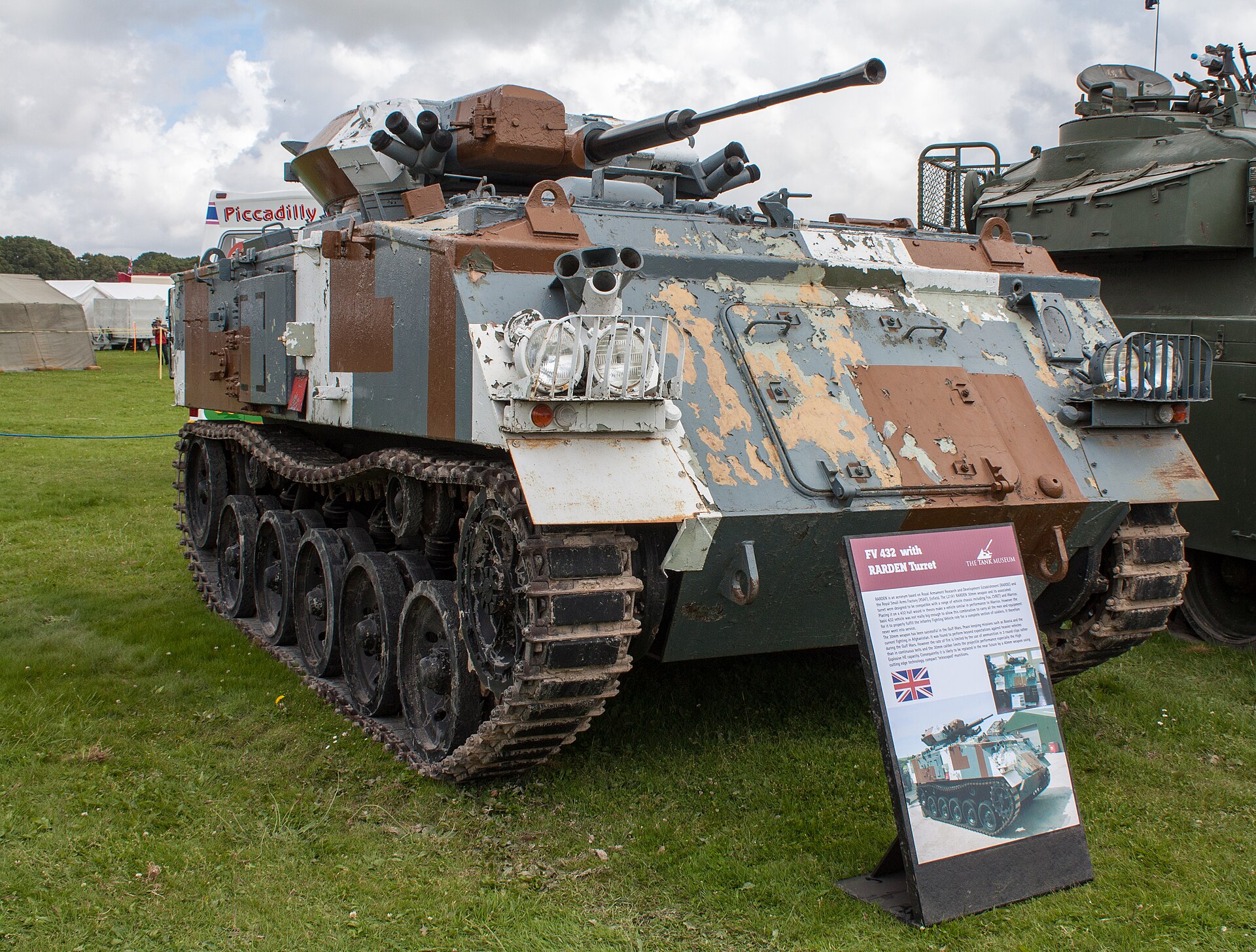 FV432 1