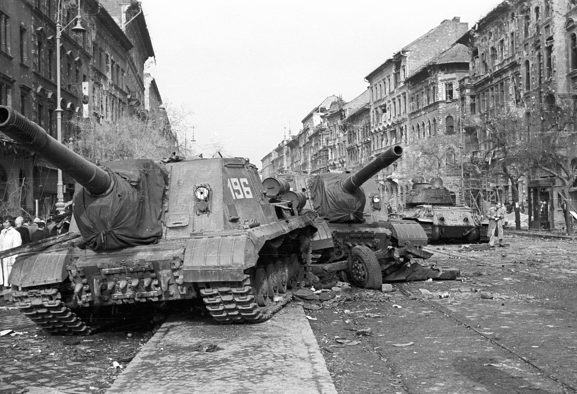 ISU-152