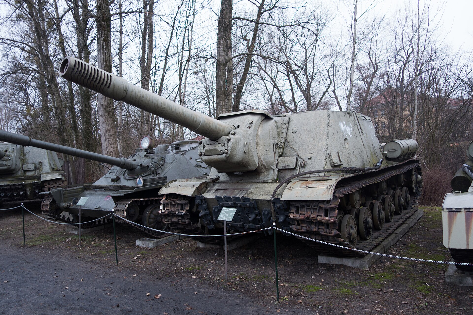 ISU-152 3