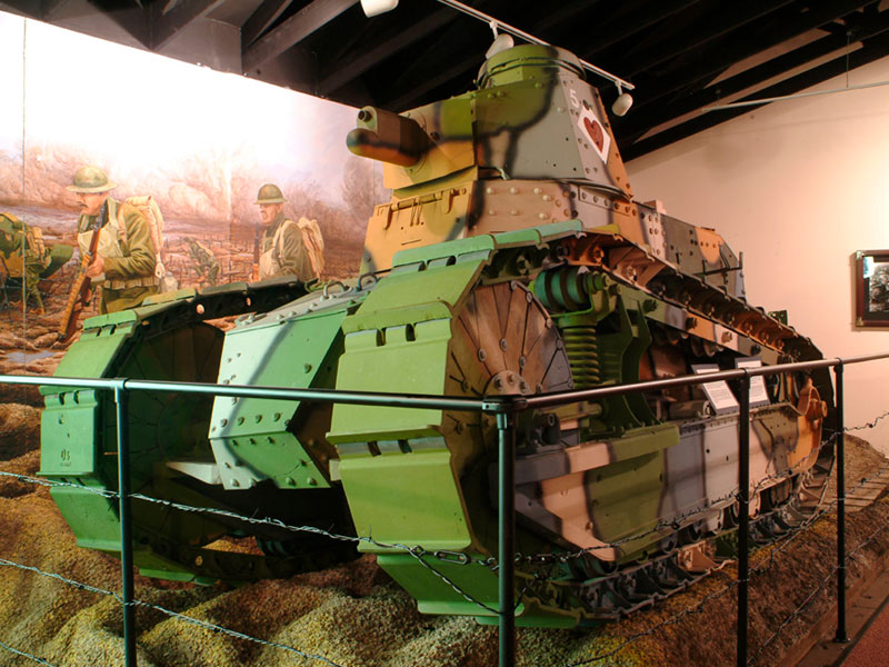 Renault FT 4