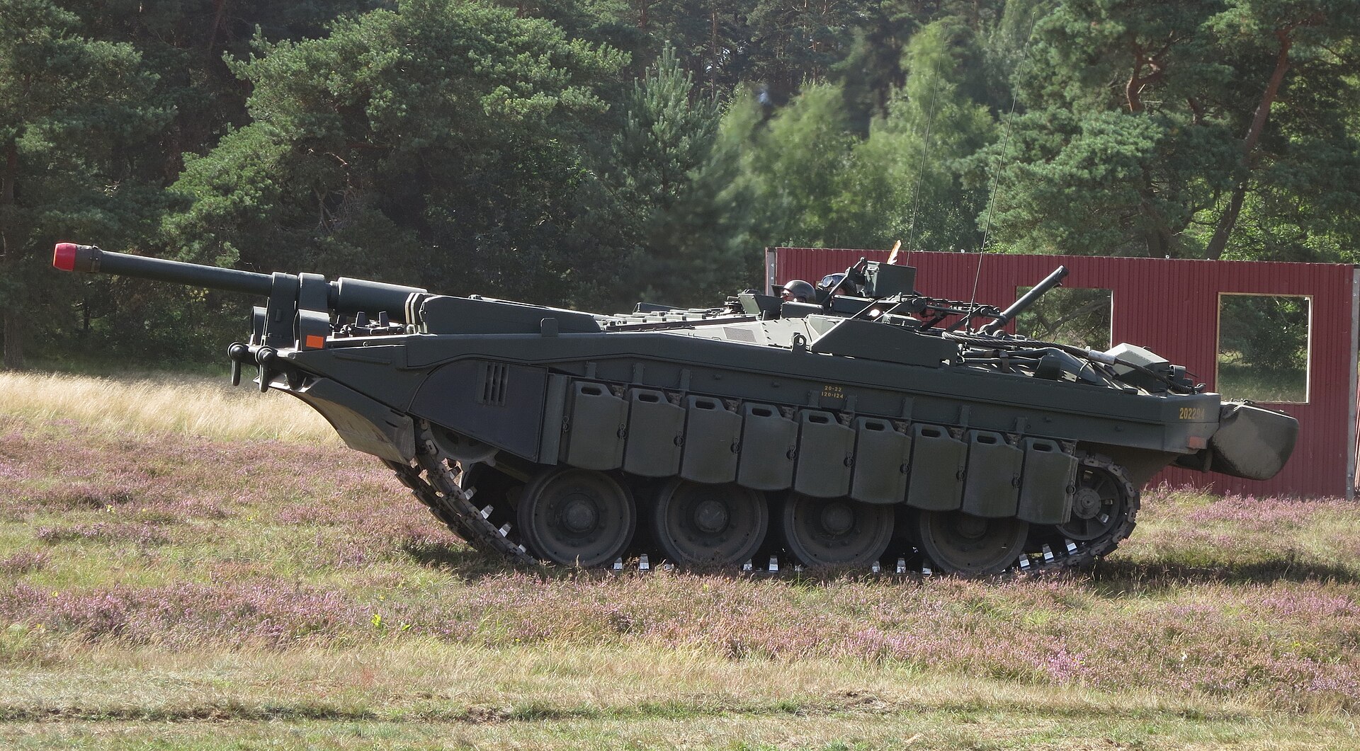 Stridsvagn 103 2