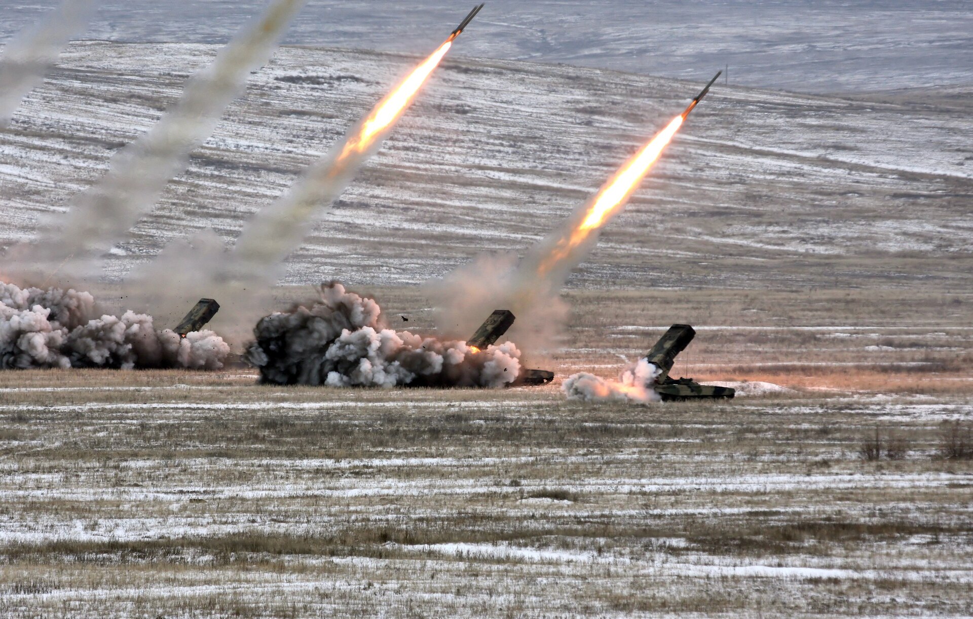TOS-1 Buratino 3